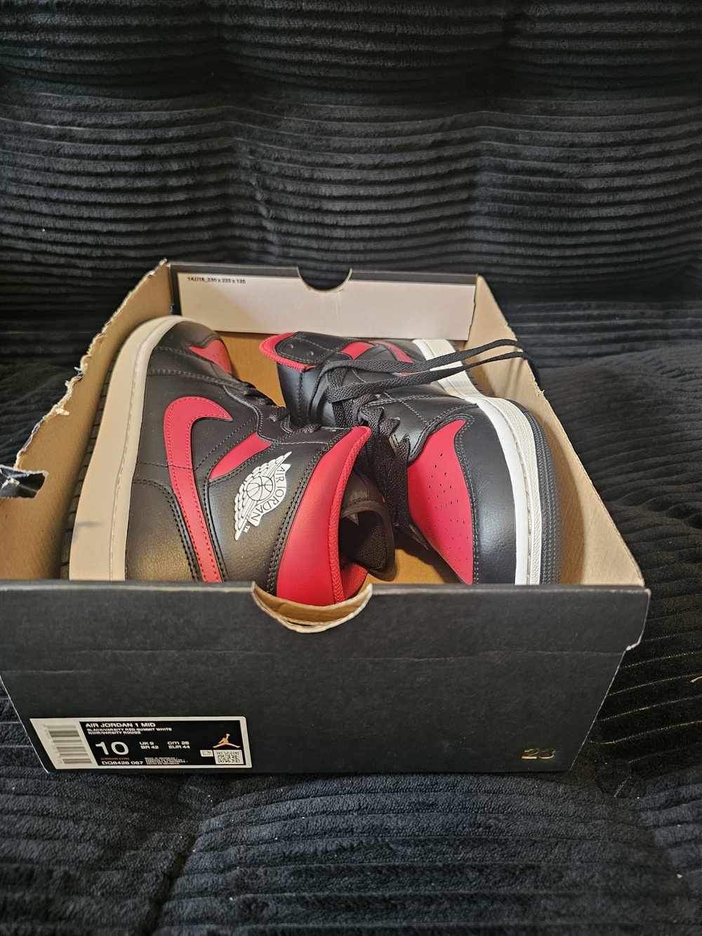 Nike Air Jordan 1 Low Men's Sneakers in Black and Red